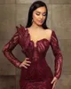 2020 Arabiska Aso Ebi Burgundy Lace Beaded Evening Dresses Mermaid Sheer Neck Prom Klänningar Långärmad Formell Party Andra mottagningstorkar