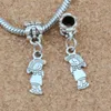 150 sztuk / partia Antyczne Srebrny Cute Little Girl Alloy Urok Wisiorki na biżuterię do produkcji bransoletka naszyjnik DIY Akcesoria 6,5x30mm A-514A