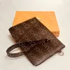 حقيبة مدينة عالية الجودة للسيدات اليومية حقيبة الهاتف الخليوي Pochette إكسسوارات مخلب بني مقاوم للماء قماش متقلب M63447