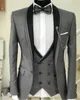 Grå brudgum Tuxedos Blac Shawl Lapel Groomsman Bröllop 3 Piece Suit Fashion Men Business Prom Jacka Blazer (Jacka + Byxor + Tie + Vest) 2591