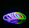 500 pcs LED Piscando Piscando Cor Mudando Luz Da Lâmpada Decoração Do Partido Fluorescência Do Casamento Clube Estágio Pulseira de pulso Pulseira SN1942