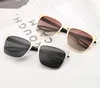 Hochwertige Markendesign Polarisierte Sonnenbrille Männer Frauen Hochauflagen Sonnenbrillen Anti-UV-Froschspiegel mit Fällen und 261y