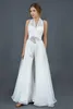 Halter Chiffon Stain Jumpsuit nupcial com Overskirt Train Fada Modest frisada de cristal Belt Beach Country Wedding Dress Jumpsuit TF01