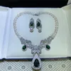 Affascinante micro intarsio verde zircone chiusura accessorio di lusso bianco perla d'acqua dolce orecchini collana set gioielli di moda