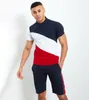 2020 Yeni Erkek Çizgili Dikiş Eşofman Hip-hop Erkek kas Egzersiz Giyim Avrupa ve Amerikan Tarzı Erkekler Tişört Takım Elbise Boyut M-3XL