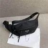 Global new classic luxury Messenger bag matching leather canvas chest bag quality size 25cm 14cm 9cm199w