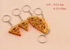 50st Pizza Keychain Gullig anime tecknad leksak nyckelring barn fest gåva kreativ hängande charm nyckel kedja nyckelring tillbehör