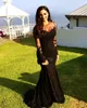 Sexiga aftonklänningar Arabisk juvelhals Illusion Lace Applicques Crystal Pärled Black Mermaid Long Sleeves Formal Party Prom Clows