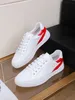 DHL Gratis frakt 20SS Ny Mens Designer Cassetta Wheel Leather Sneakers Stratus Suede och Technical Fabric Flat Designer Skor Män