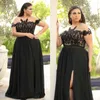 Moda Negro Tallas grandes Vestidos de fiesta de encaje Sheer Bateau Neck Side Split Vestidos de noche Hasta el suelo Gasa Una línea Vestido formal