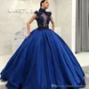 Höghals Gorgeous Dubai Ball Gown Quinceanera pärliga applikationer se genom satin prom klänningar formella aftonklänningar vestidos s