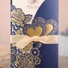 قطع الليزر دعوات الزفاف طباعة بطاقات دعوة مجانية مع التذهيب الزهور قلوب دعوات الزفاف شخصية BW-I0060
