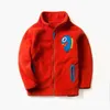 Svalte merk voor lente herfst kinderen kinderen jongens meisjes massief fleece met cartoon patroon softshell jassen jassen kleding jersey