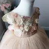 2018 Sparkly Luxurious Lace Flowers Flower Girl Dresses Pearls Little Girl Wedding Dresses Vintage Pageant Dresses Gowns F054