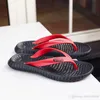 Najnowsze Designer Kapcie Biegowe Dna Męskie Sandały Paski Dorywczo Studia Lato Dorywczo Kapcie Masaż Kapcie Outdoor Beach Flip-Flop