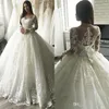 Eleganckie Koronki Suknie Ślubne Suknia Balowa Dekolt Dekolt Z Długim Rękawem Suknie Ślubne Suknie Ślubne Sheer Bead Appliques Robes De Soirée