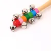 Brinquedos bebê chocalho arco-íris com sino orff instrumentos musicais educativos brinquedo de madeira pram handle actividade sino stick shaker dhl