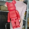 Giochi popolari 1000% 70CM Bearbrick Evade colla Orso nero orso bianco e figure di orso rosso Giocattolo per collezionisti Bearbrick Art Work decorazioni modello