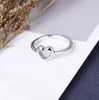 Mode Hollow Heart Fineer Ring Legering Rose Goud Zilver Kleur Elegante Trouwringen Nice Kerstcadeau Simple Love Women Sieraden