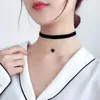 Cute Red Heart Naszyjnik Temperament Moda Sexy Kobiety Choker Akcesoria Clawicka Łańcuch Biżuteria Chokers Drop Ship