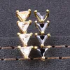 Mini acier inoxydable haltère Zircon nombril nombril anneaux Traingle or Simple corps Piercing bijoux (noir/blanc)