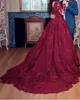 Nowa Suknia Ball Burgundia Suknie Ślubne 2020 Długie Rękawy Zroszony Koronki Aplikacje Tulle 3D Kwiaty Dubaj Arabskie Suknie Ślubne Wysokiej Jakości