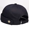 Homens Mulheres Skullcap Sailor Cap Folha Rivet Bordado Quente Laminados Bucket Cap Cuff Brimless Hat Sólidos cor ajustável de algodão Chapéus