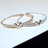 V-Letter Braceletsbangle Designer Jewelry Mashion Fashion Women Micro Set Zircon Charm Bracelet for Women Wedding Party Valentine's Giftories SPC