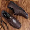 Mens Couro Genuíno Rodada Toe Sapatos Homem Clássico Oxfords Sapatos de Vestido de Negócios Gents Terno Sapatos De Couro