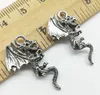 50 stks / partij Fire Dragon Legering Charms Hanger Retro Sieraden DIY Sleutelhanger Oude Zilveren Hanger Voor Armband Oorbellen Ketting 28x16mm