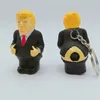 Presidente carro Donald Trump Boneca Keychain Chaveiro Pingente Squeeze Simulação Toy engraçado Poop Spoof Bag DHL ALE301