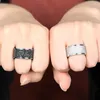 Nieuwe mode gepersonaliseerd echte 18k wit goud bling zwarte diamant heren vingerringband kubieke zirconia hiphop rapper ringen sieraden voor mannen
