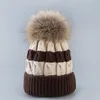 Fashion-2017 Winter Echte wasbeerbont bal cap pom poms muts vrouwen meisje hoed knitbeanies cap bnew dikke vrouwelijke cap 5 kleuren