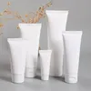 Witte plastic cosmetische buis navulbare lip balsem container proef verpakking geperst ondersteboven fles voor hand crème zonnescherm shampoo