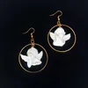 Korea Harakuju Söt Cupid Angel Dangle Earring Harts Funny Party Jewelry Circle Asymmetriska droppörhängen