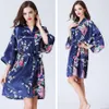 14 färger hemkläder sexiga kvinnors kimono robe pyjamas utskrift blomma v-nacke lös ärm kimono sleepwear med bälte dh0669