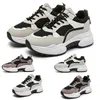 Atletische stijl vrouwen loopschoenen drievoudig grijs zwart browm wit mesh comfortabele ademend trainer designer sneakers maat 35-40