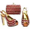 Ladies Zapatos italianos y conjunto de bolsos decorados con zapatos de mujer de diamantes de imitación para bodas de bolsas africanas de tacón africano