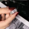 Párrafo lujoso 925 Anillo de plata esterlina Sello de dedo 10KT Brillante 286 piezas Anillos de diamantes simulados completos para joyería de mujer