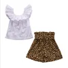 Kids Designer Kläder Girls Outfits Barn Ruffle Fly Sleeve Toppar Stripe Leopard Shorts 2st / set Fashion Summer Baby Kläder uppsättningar LT987