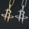 Мода буквенного R кулона ожерелье для мужчин женщин роскошных спортивных алмазов подвесков 18K позолоченных медных цирконы капитала ожерелье подарков для БФА