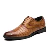 2020 Luxe Designer Crocodile Patroon Mannen Formele Schoenen Mannen Bruiloft Party Brogue Schoenen Hoge Kwaliteit Zakelijke Lederen Schoenen Big Size