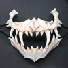 Maschere horror giapponesi Halloween Dragon God Tiger Tengu Moth Cosplay Maschere di teschi in resina Spaventosi oggetti di scena per feste in maschera