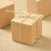 100pcs 광장 크래프트 종이 상자 황마 넥타이 선물 선물 빈티지 사탕 상자 결혼식 파티 신부 생일 베이비 샤워 장식 5*5*5cm