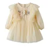 Dziewczynek Ubrania Kwiat Haftowane Suknie Niemowlę Mesh Tulle Księżniczka Sukienka Noworodka Party Długie Rękaw Toddler Dresses Odzież D6257