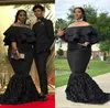 Plus Size Mermaid Prom Jurken Zwart Off De Schouder Goedkope Avondjurken Ruched Sweep Train 3D Rose Floral Afrikaanse vrouwen Formele feestjurk