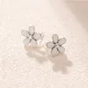 ホワイトエナメルデイジースタッドイヤリングオリジナルボックスセットジュエリー用Pandora 925スターリングシルバーの花イヤリング女性の女の子