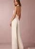 Ny Elegant Jumpsuit Brudtärna Klänningar För Bröllop Skede Baklösa Bröllop Gästklänning Plus Size Pant Suit Beach Style Billiga Skräddarsy