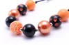 Collana robusta per bambini con corda regolata Colore arancione nero Halloween Bambini per bambini Ragazze Bubblegum Bead Collana robusta Gioielli per bambini1780498