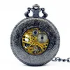 Luxuriöse klassische Unisex-Uhren, mechanische Taschenuhr, geschnitzter Anhänger, Skelett-Zifferblatt mit Fob-Kette für Männer und Frauen, PJX1243